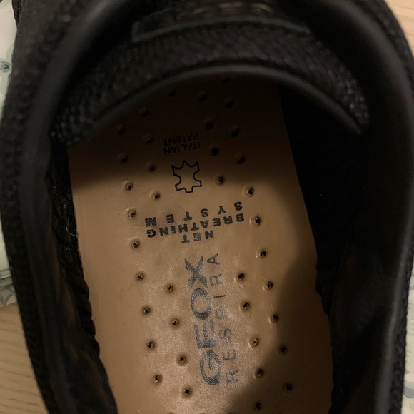 Geox Nebula Sneakers like new Black - Picture 7 of 9